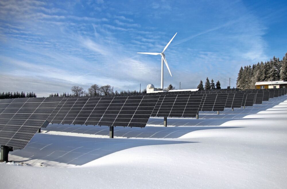 Ein weiterer Zubau von Solarkraftwerken soll auch im Winter für Energiesicherheit sorgen. © adege / Pixabay.com