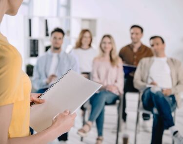 Pour que l'offre de formation tienne ses promesses : les prestataires de formation se font certifier selon eduQua ou ISO 21001. © Depositphotos.com