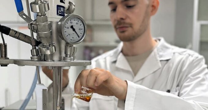 Development of a palm oil-free formulation in the Mibelle Group laboratory. © Mibelle Group, 2025