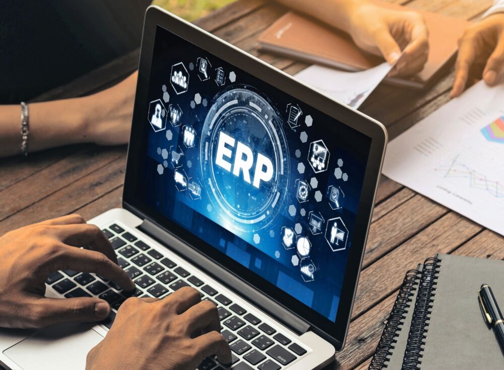 Mein ERP, mein Unternehmen, meine KI, meine Prompts: KMU sollten trotz KI-Hype kühlen Kopf bewahren. © Depositphotos.com