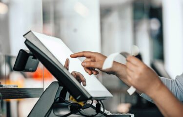 Der Detailhandel benötigt schlagkräftige Warenwirtschaftssysteme, um die Bedürfnisse über alle Kanäle erfüllen zu können. © Unsplash.com